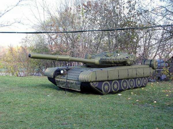 佳木斯陆地军事假目标坦克